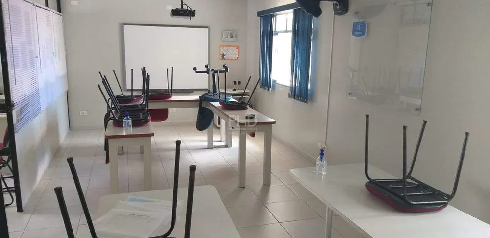 Prédio Inteiro - Foto 1