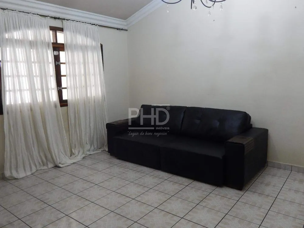 Sobrado, 3 quartos, 210 m² - Foto 2
