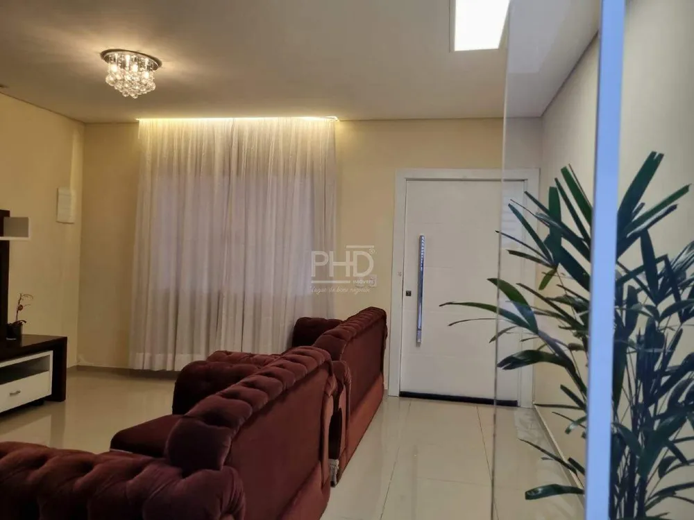Sobrado, 7 quartos, 273 m² - Foto 2