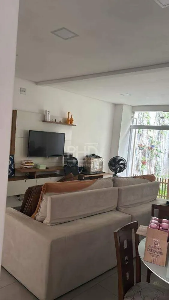 Sobrado, 3 quartos, 270 m² - Foto 1