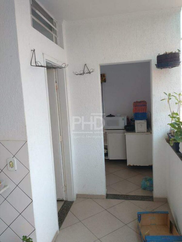 Sobrado à venda com 4 quartos, 240m² - Foto 4