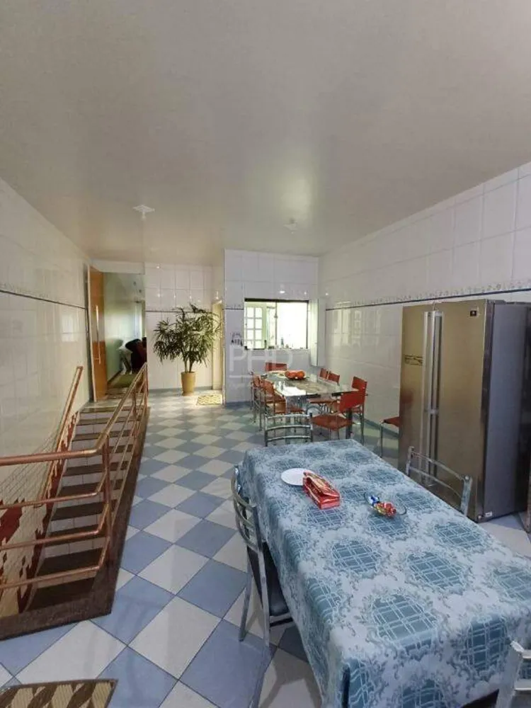 Sobrado, 3 quartos, 300 m² - Foto 2
