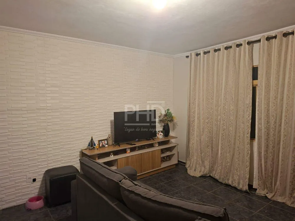 Casa, 3 quartos, 223 m² - Foto 2