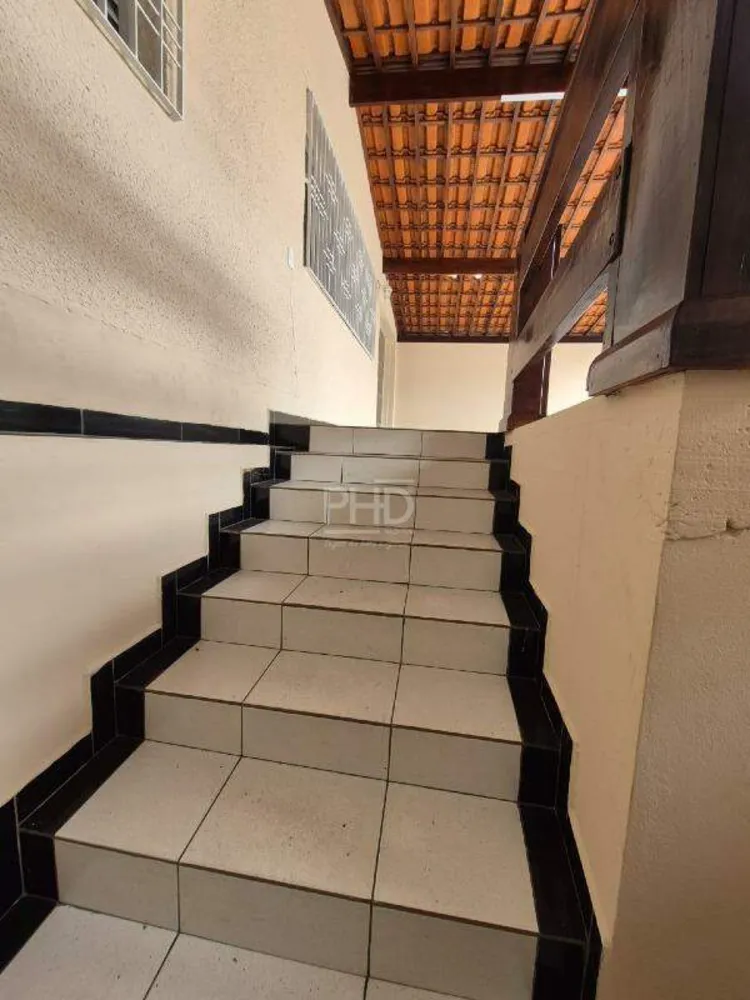 Casa, 3 quartos, 250 m² - Foto 2