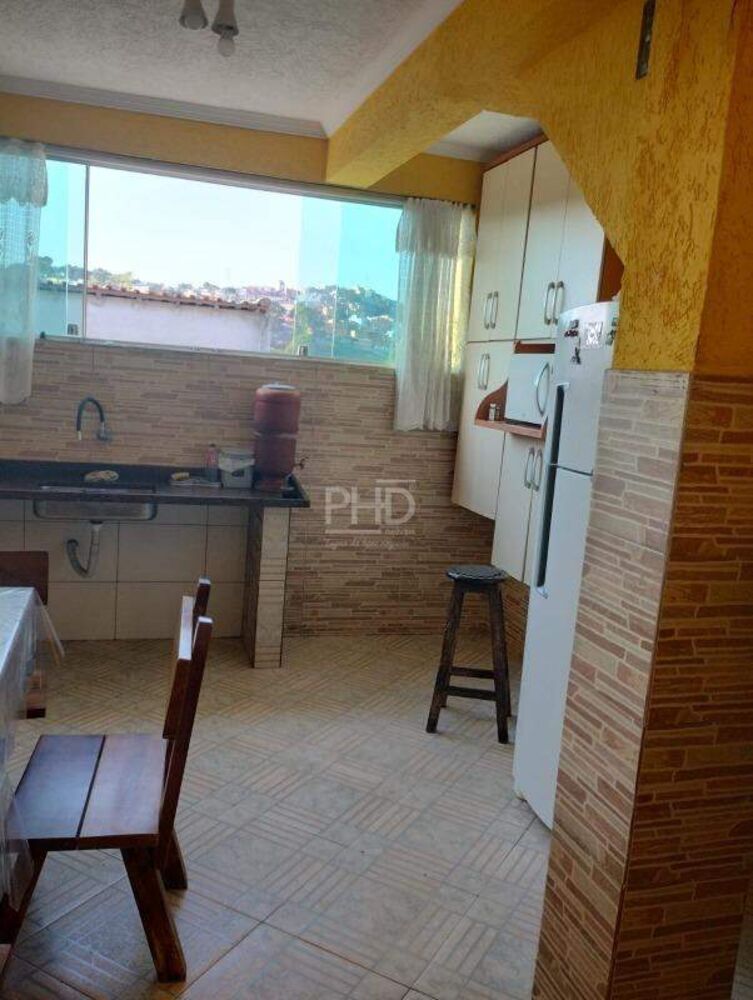 Sobrado, 3 quartos, 170 m² - Foto 1