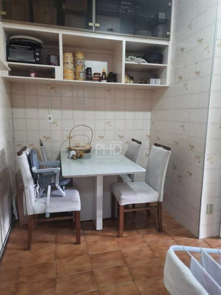 Apartamento à venda com 2 quartos, 70m² - Foto 3