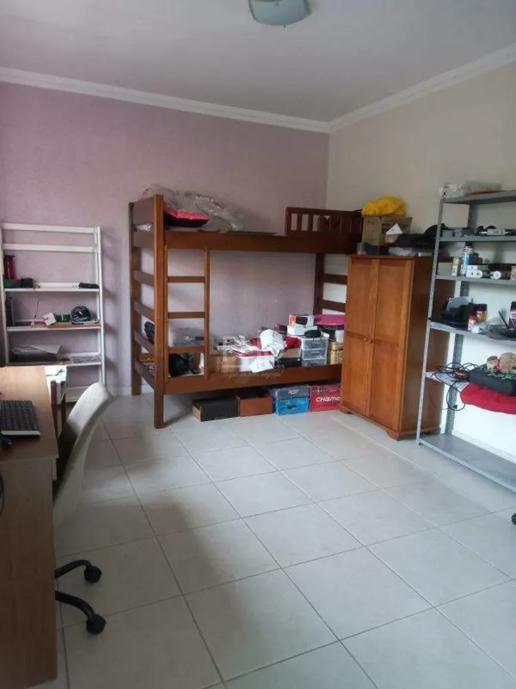 Casa, 3 quartos, 270 m² - Foto 4