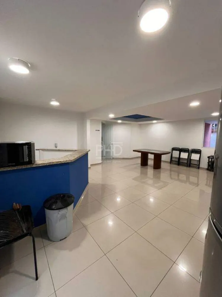 Cobertura, 3 quartos, 255 m² - Foto 2