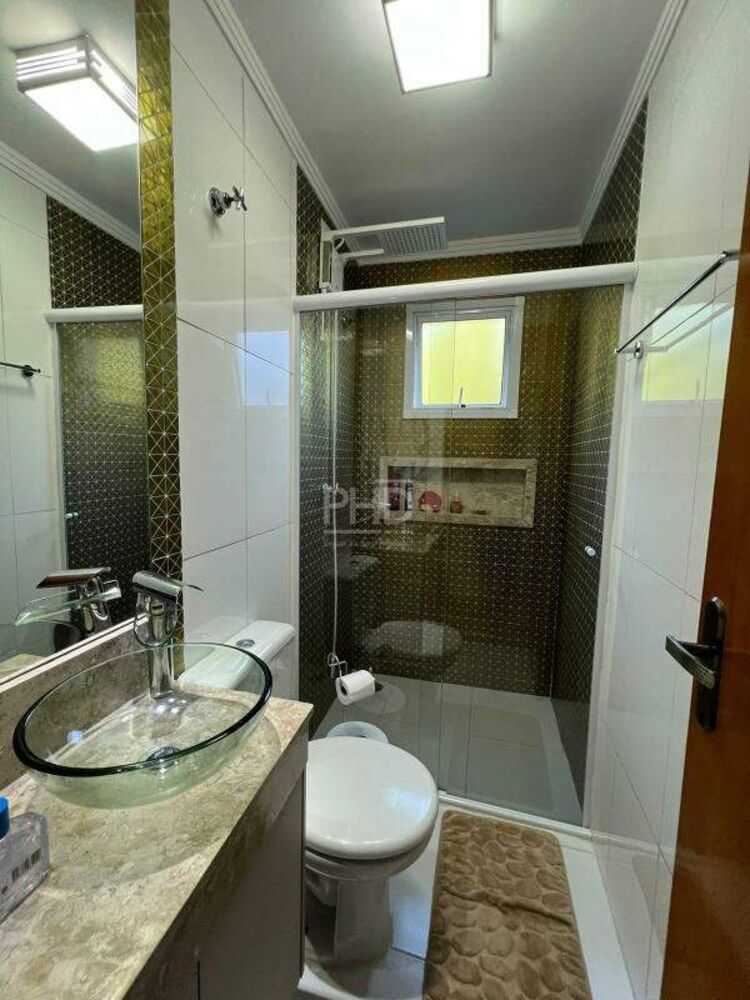 Cobertura à venda com 3 quartos, 200m² - Foto 2