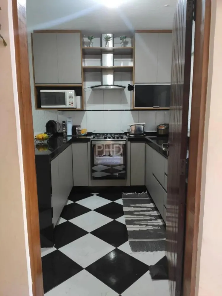 Sobrado, 3 quartos, 200 m² - Foto 2