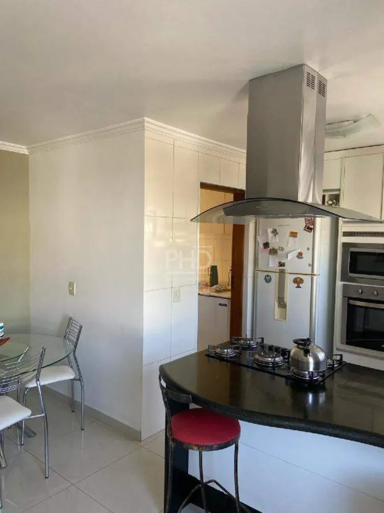 Apartamento, 3 quartos, 180 m² - Foto 4