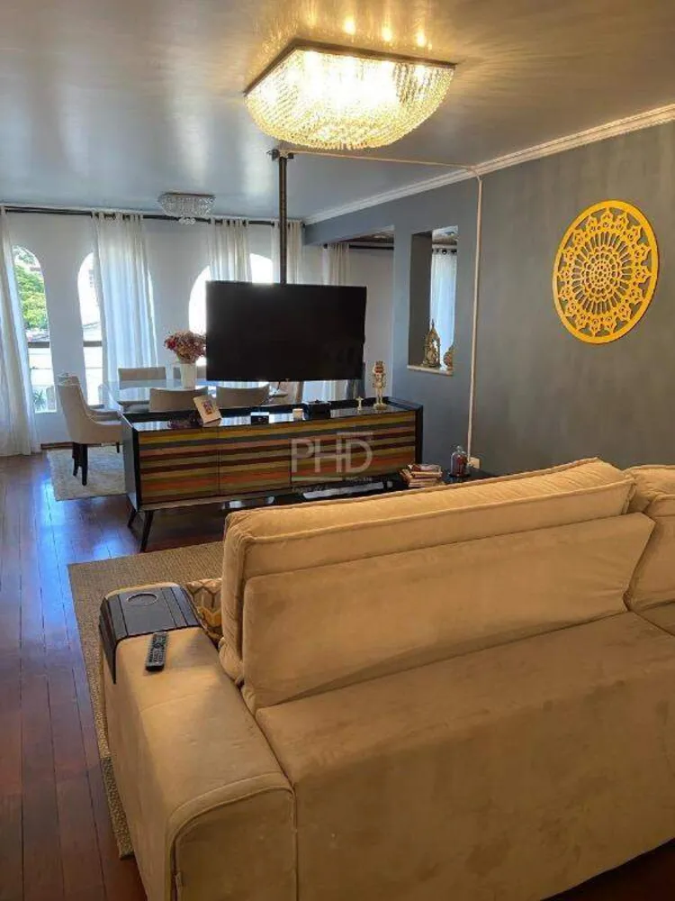 Apartamento, 3 quartos, 180 m² - Foto 1