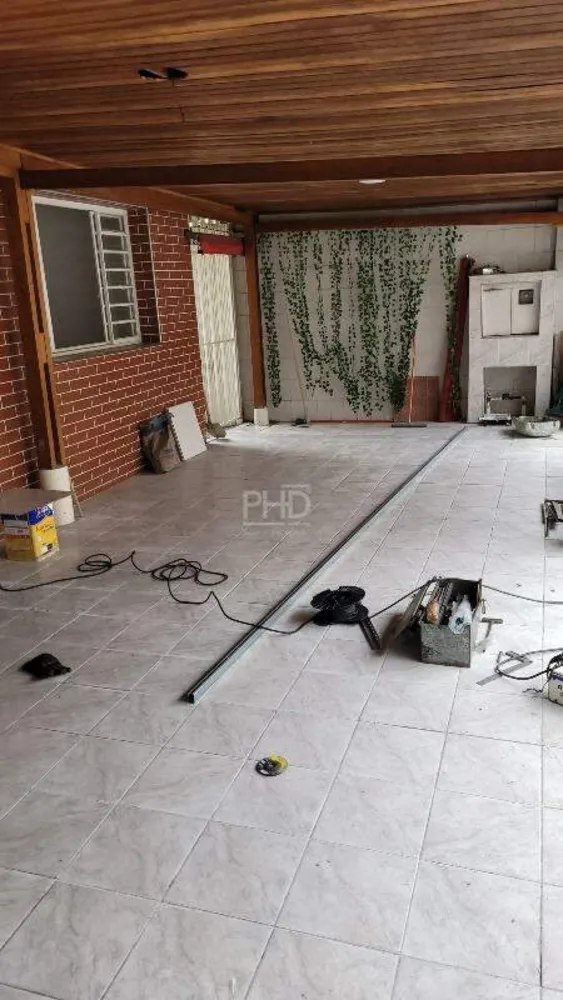 Casa, 3 quartos, 210 m² - Foto 1