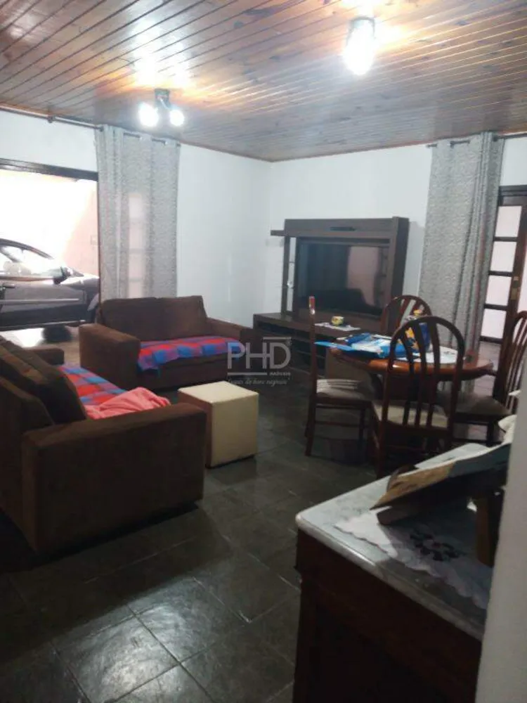 Casa, 2 quartos, 308 m² - Foto 1