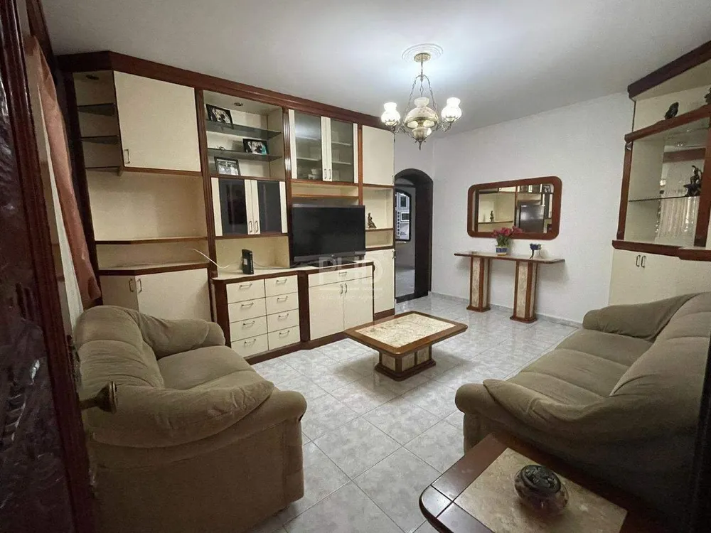 Casa, 4 quartos, 264 m² - Foto 1