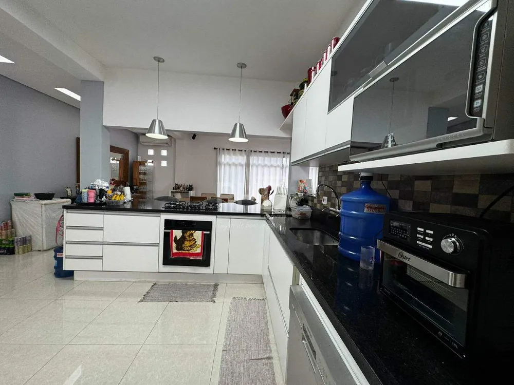 Casa, 3 quartos, 230 m² - Foto 6