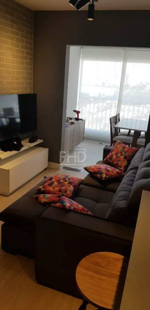 Apartamento à venda com 2 quartos, 64m² - Foto 3