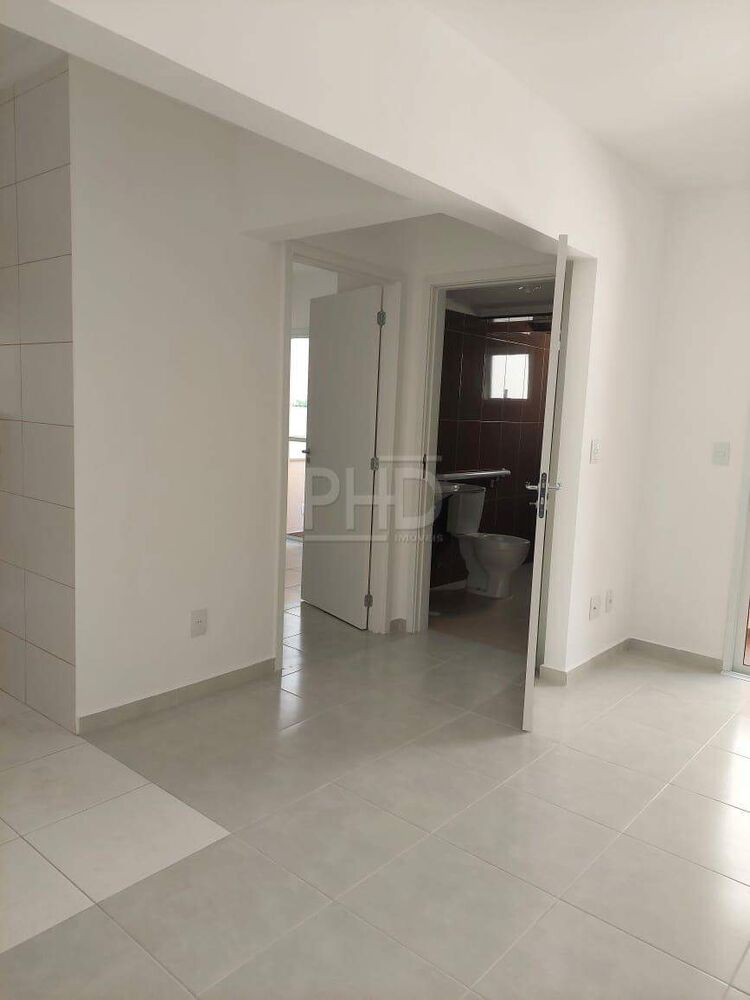 Apartamento para alugar com 1 quarto, 50m² - Foto 4