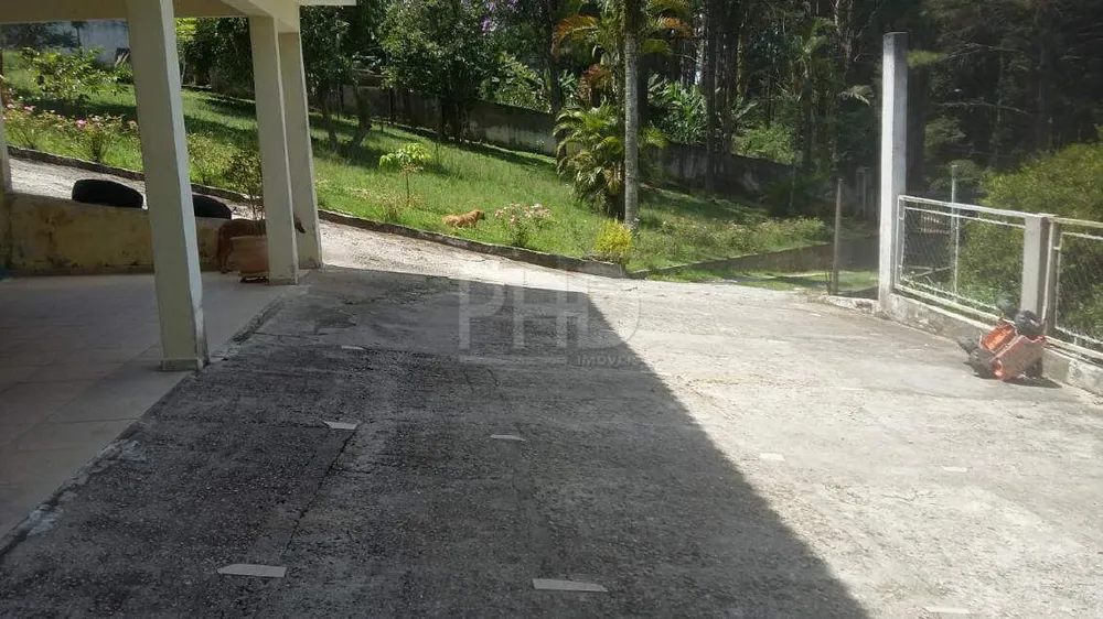 Chácara, 4 quartos, 3050 m² - Foto 4