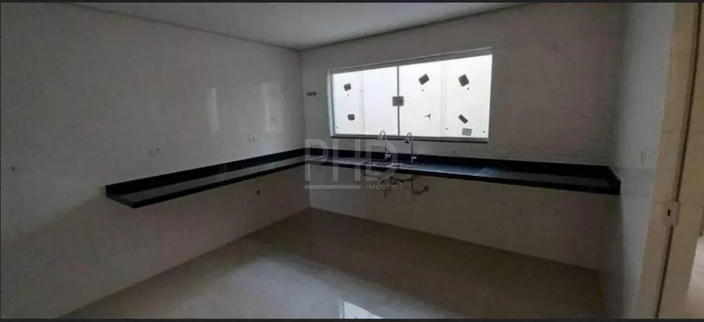 Sobrado, 3 quartos, 199 m² - Foto 1