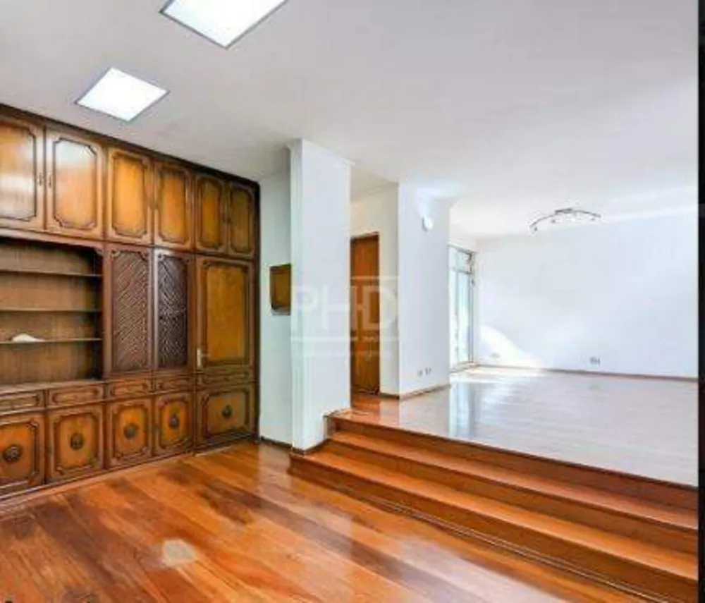 Casa, 3 quartos, 270 m² - Foto 1