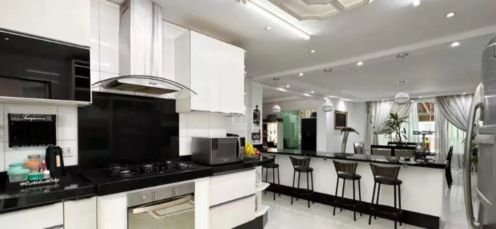 Casa, 6 quartos, 463 m² - Foto 2