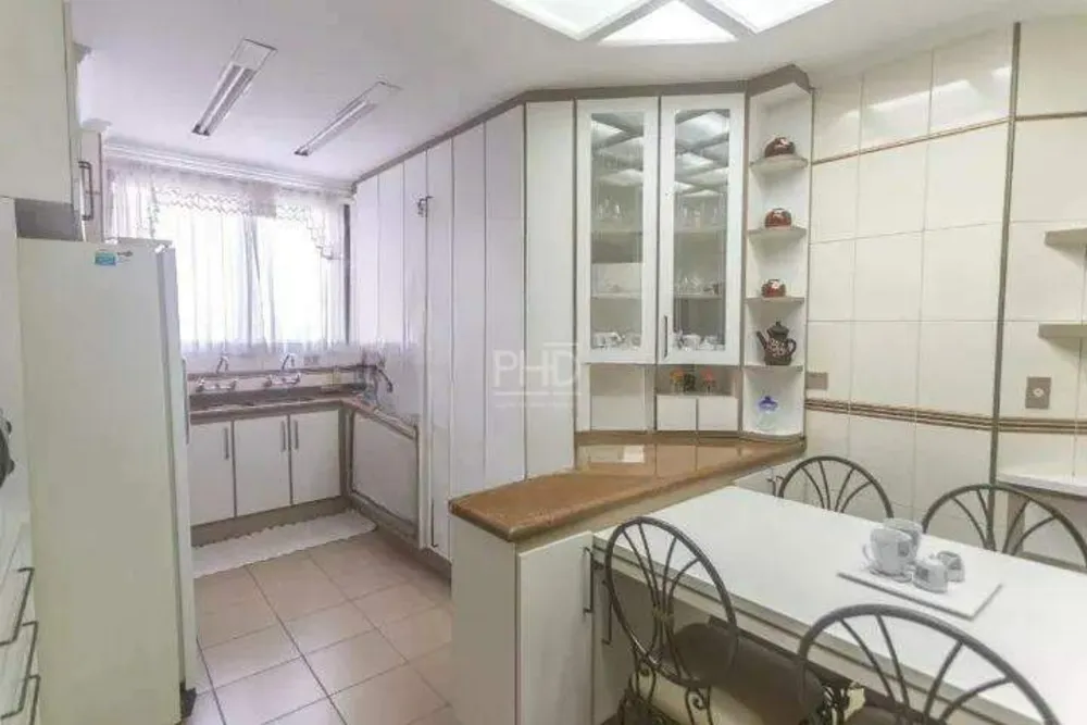 Apartamento, 3 quartos, 137 m² - Foto 1