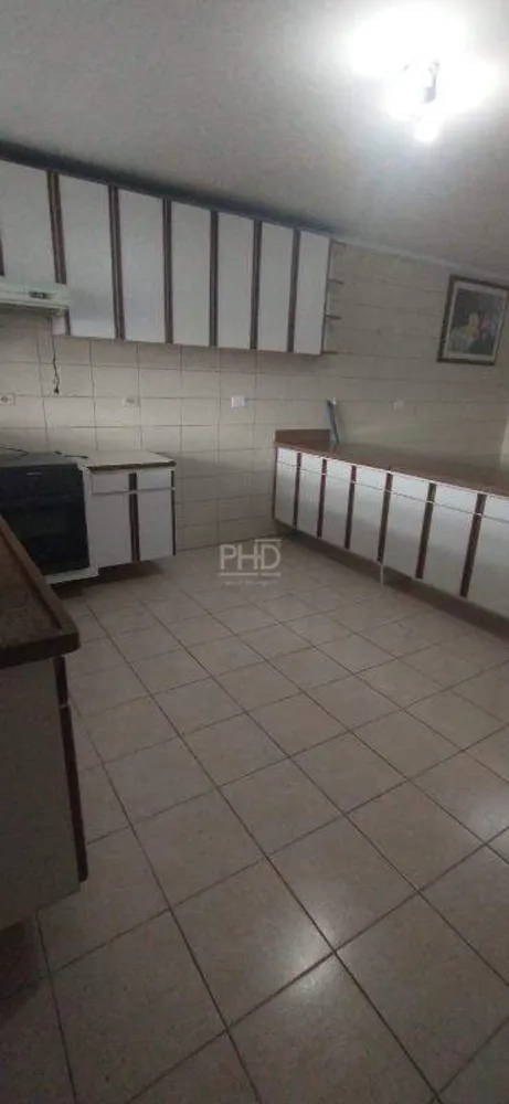 Casa, 3 quartos, 229 m² - Foto 3