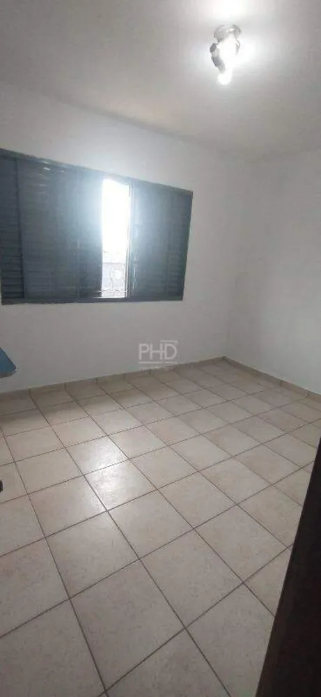 Casa, 3 quartos, 229 m² - Foto 2