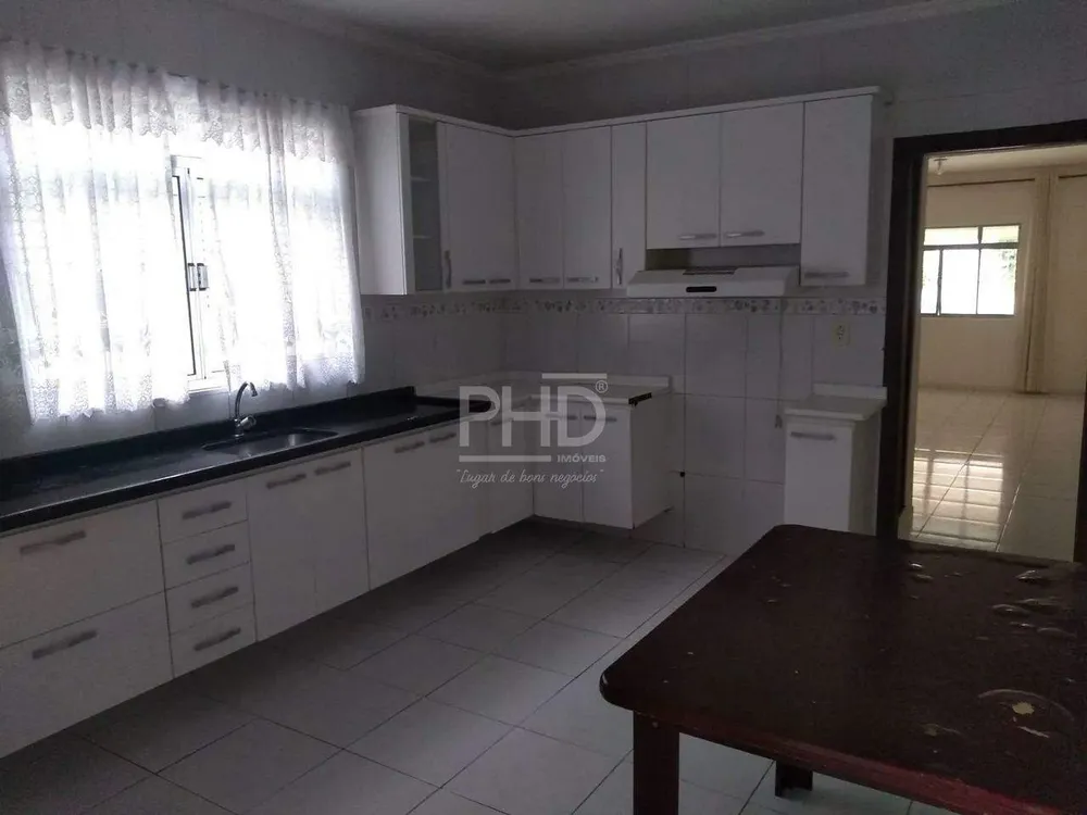 Sobrado, 3 quartos, 220 m² - Foto 3
