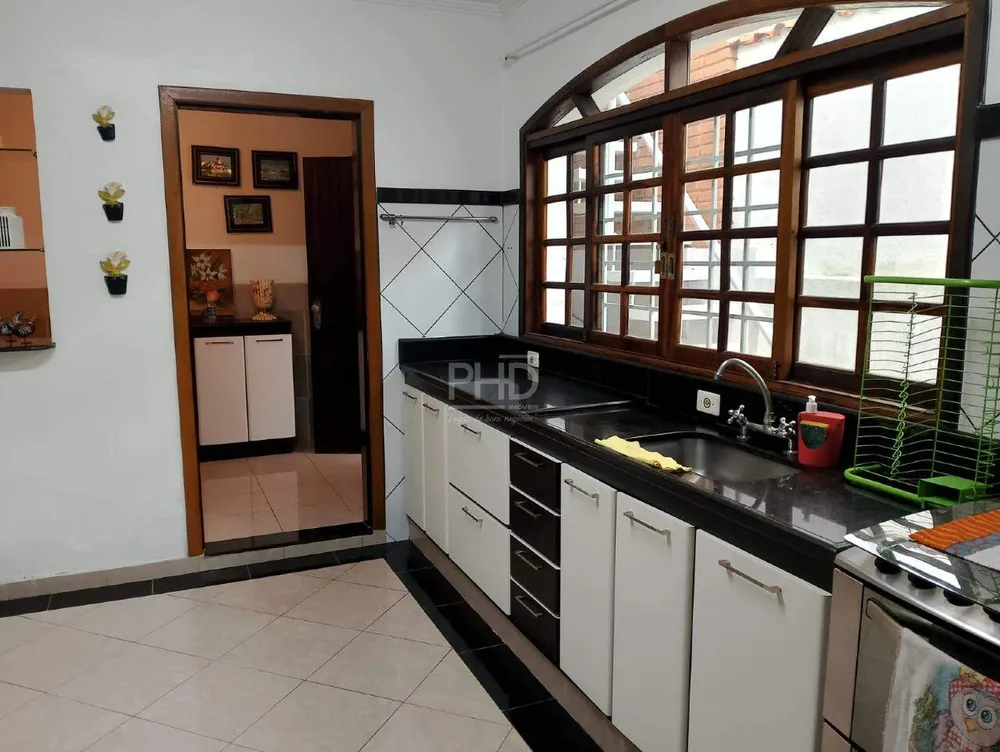 Sobrado, 4 quartos, 305 m² - Foto 8