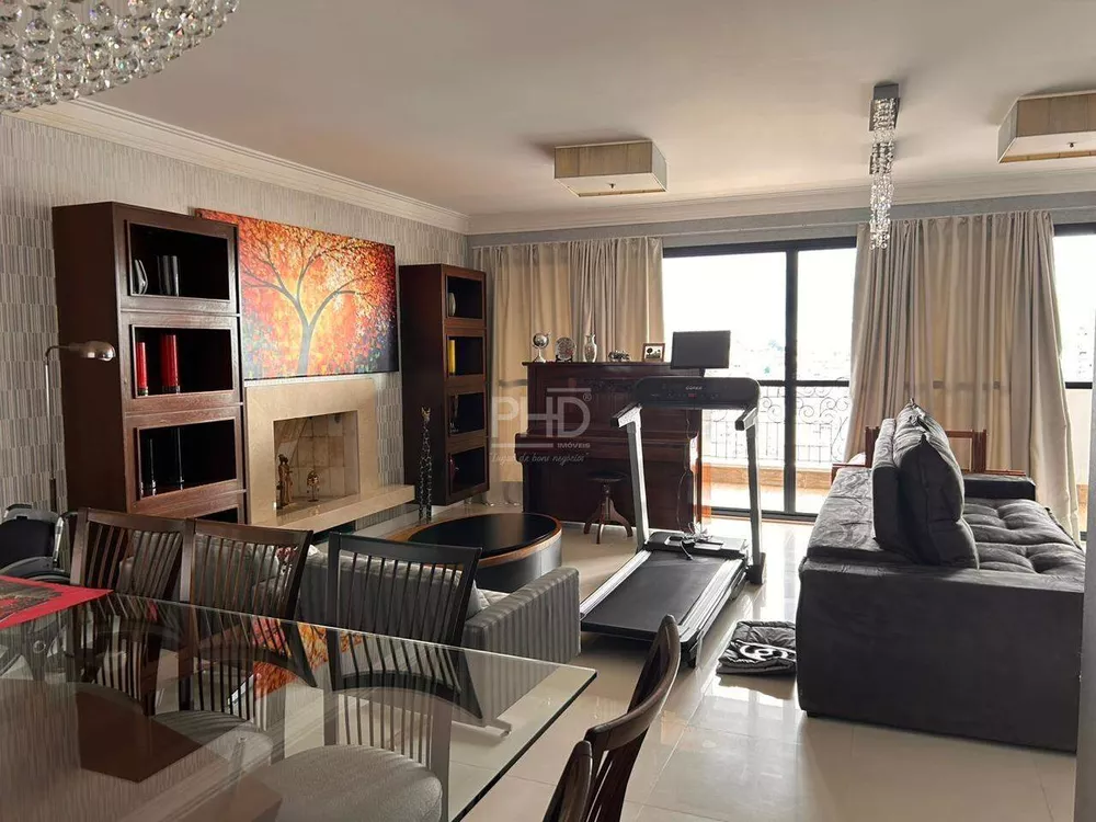 Apartamento à venda com 3 quartos, 215m² - Foto 2