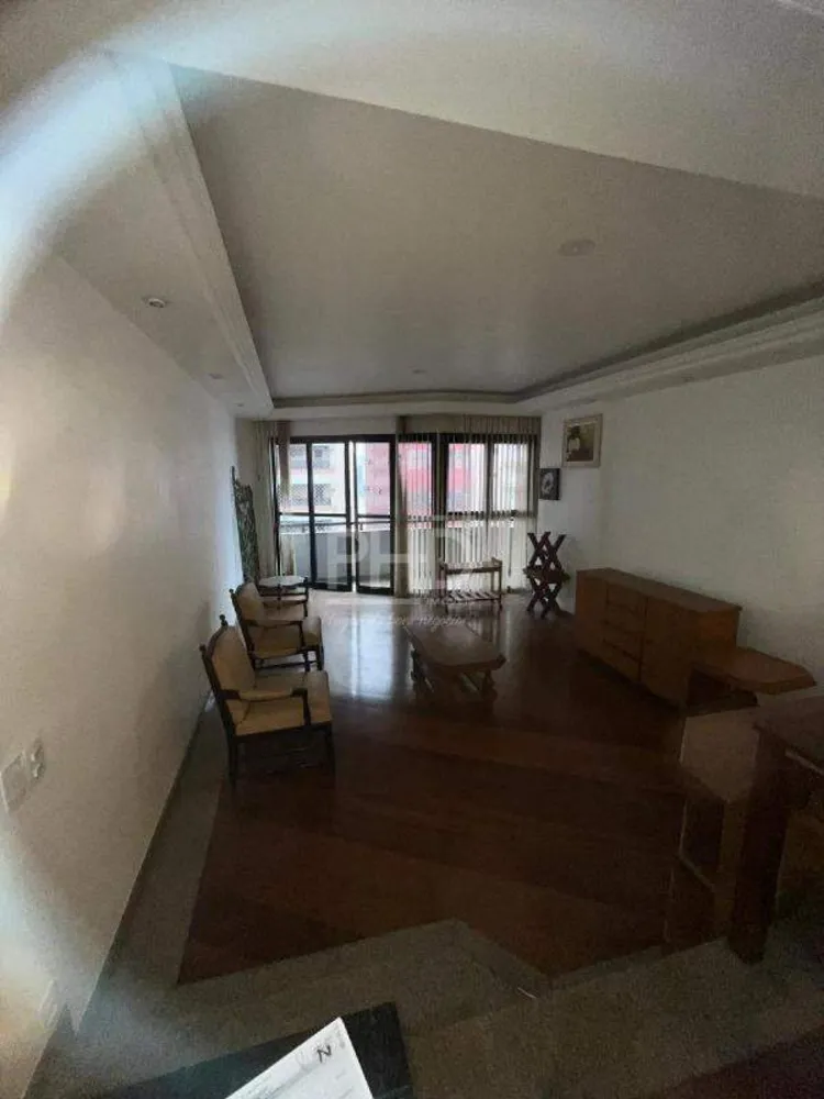 Apartamento, 3 quartos, 152 m² - Foto 1