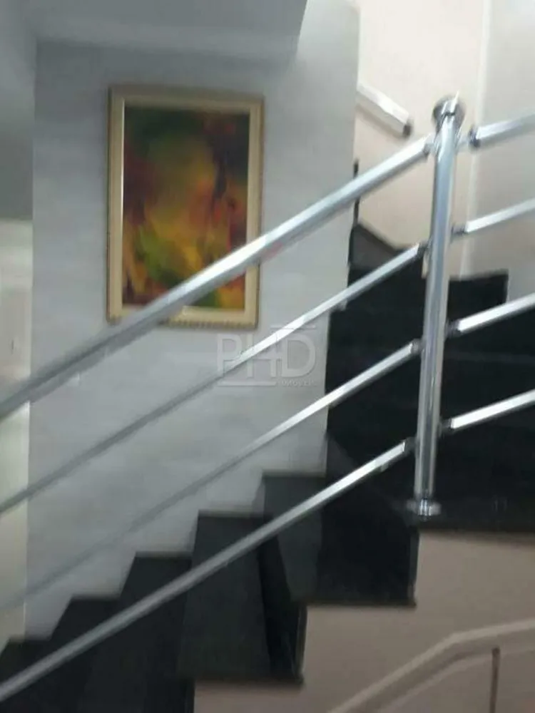 Sobrado, 3 quartos, 200 m² - Foto 1