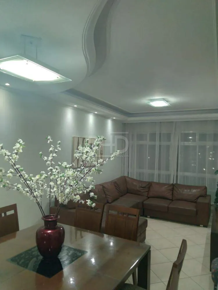Apartamento, 3 quartos, 140 m² - Foto 2