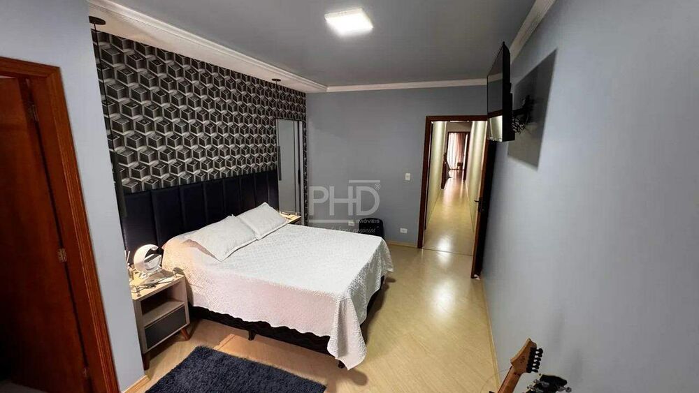 Sobrado à venda com 3 quartos, 366m² - Foto 4