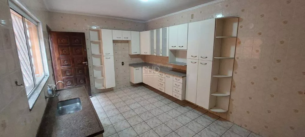 Sobrado à venda com 3 quartos, 159m² - Foto 3