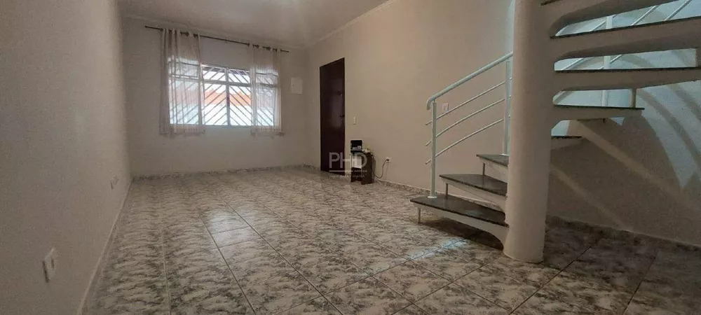 Sobrado à venda com 3 quartos, 159m² - Foto 1