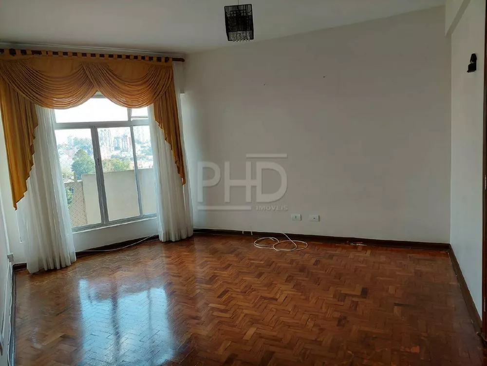 Apartamento à venda com 2 quartos, 70m² - Foto 1