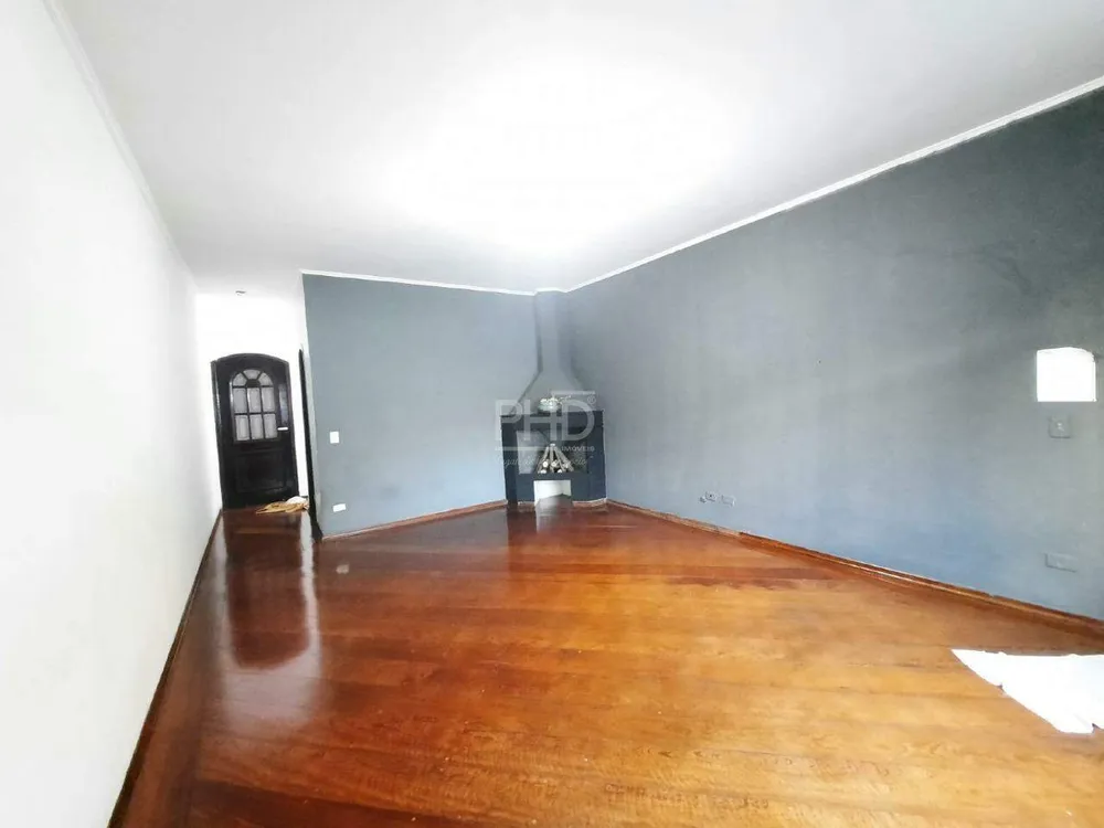 Casa, 3 quartos, 242 m² - Foto 1