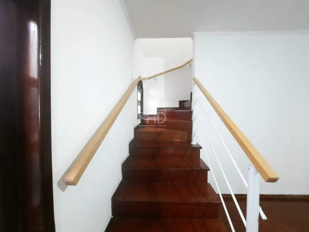 Casa, 3 quartos, 242 m² - Foto 3