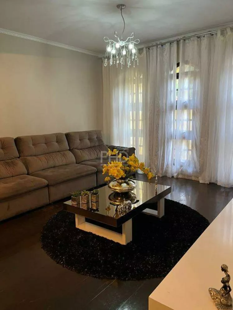 Sobrado à venda com 3 quartos, 243m² - Foto 3