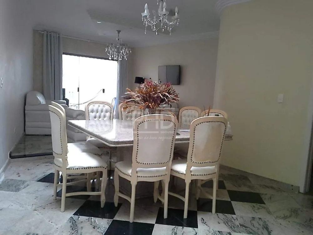 Sobrado, 3 quartos, 266 m² - Foto 2