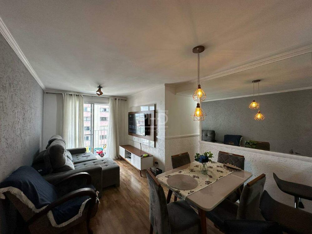 Apartamento à venda com 3 quartos, 70m² - Foto 1