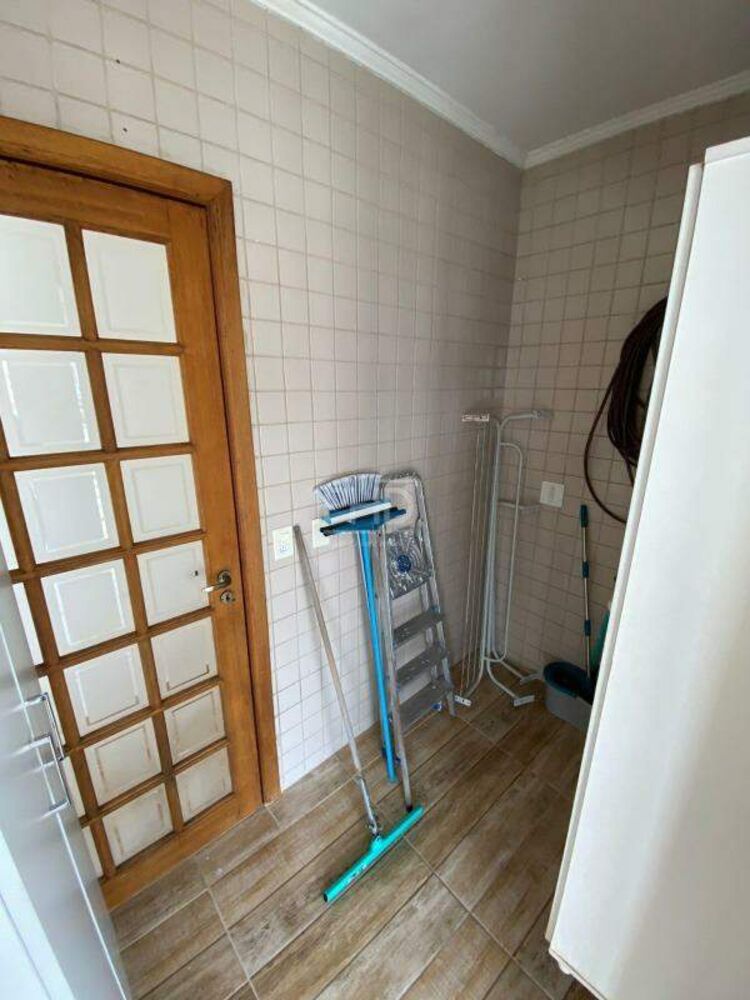 Cobertura, 3 quartos, 223 m² - Foto 4