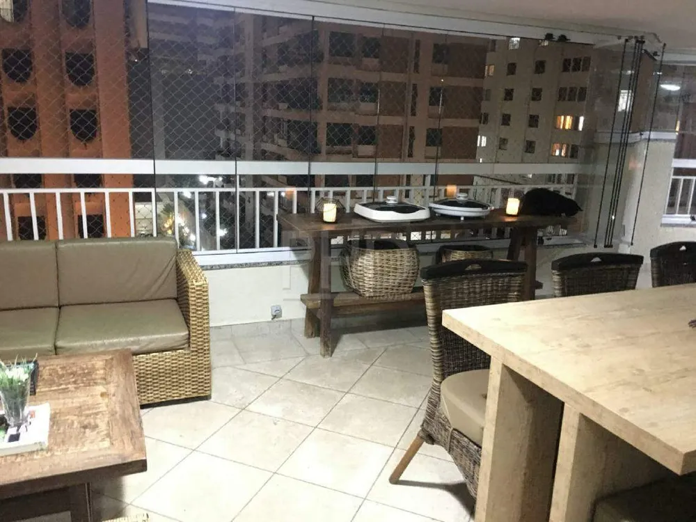 Apartamento, 3 quartos, 203 m² - Foto 11