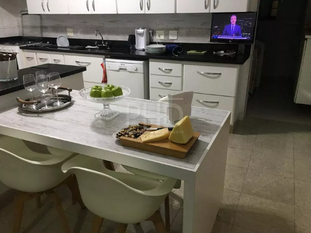 Apartamento, 3 quartos, 203 m² - Foto 1