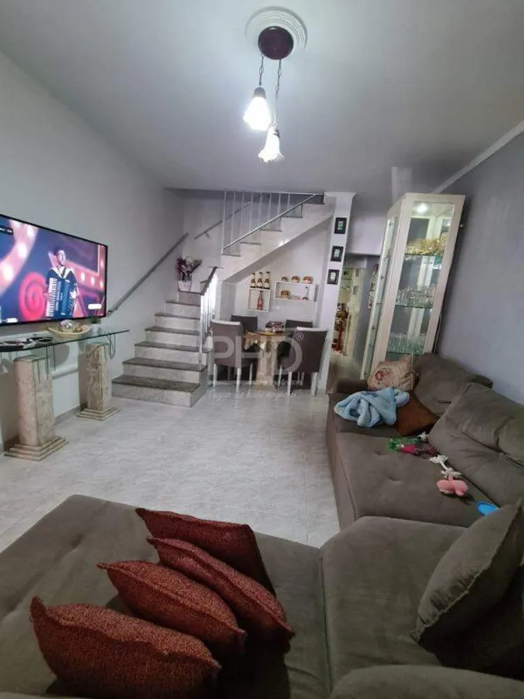 Sobrado, 3 quartos, 215 m² - Foto 1