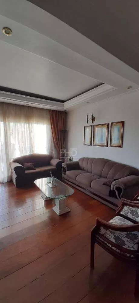 Sobrado à venda com 3 quartos, 329m² - Foto 1