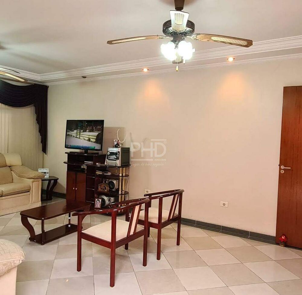 Casa, 3 quartos, 257 m² - Foto 1